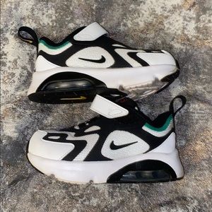 Toddler shoes size 7C